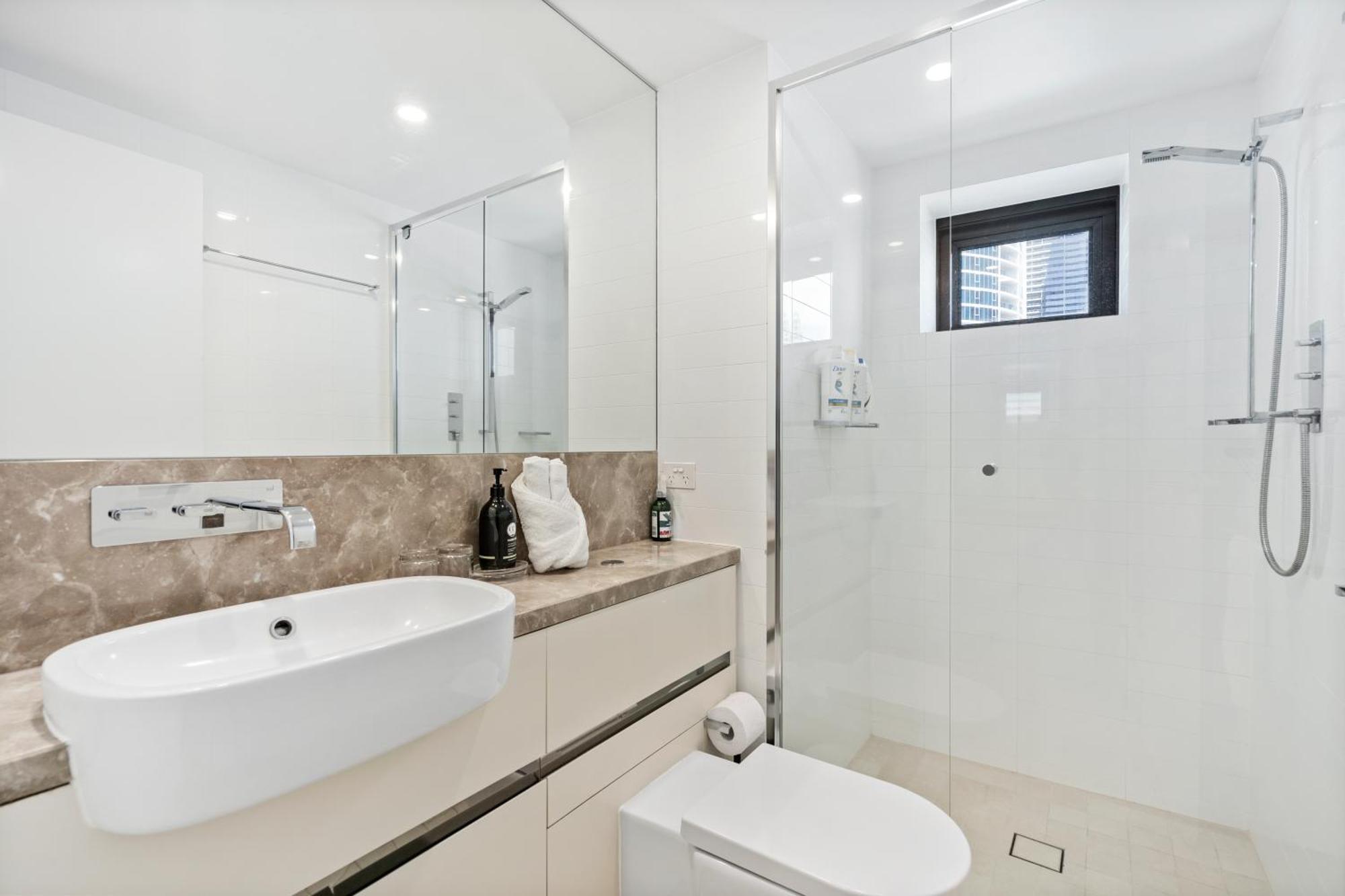 Soul Beachfront 3 Brm Sleeps 8 - Optimise Bnb Gold Coast Buitenkant foto