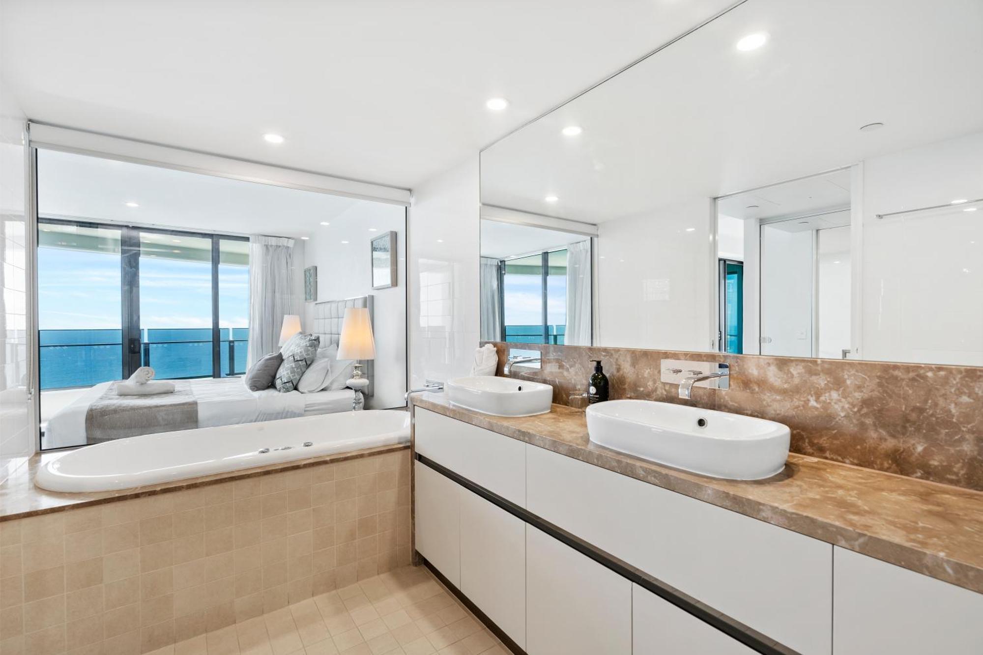 Soul Beachfront 3 Brm Sleeps 8 - Optimise Bnb Gold Coast Buitenkant foto